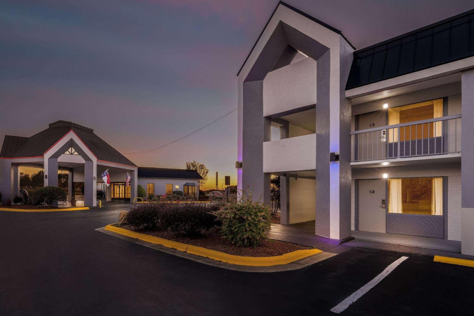 Hotel Super 8 By Wyndham Garysburg/Roanoke Rapids Zewnętrze zdjęcie